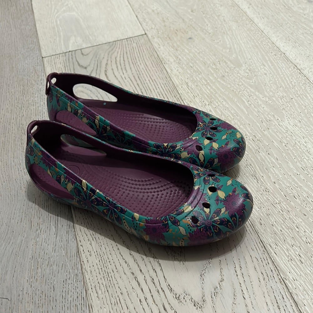 Croc Flats